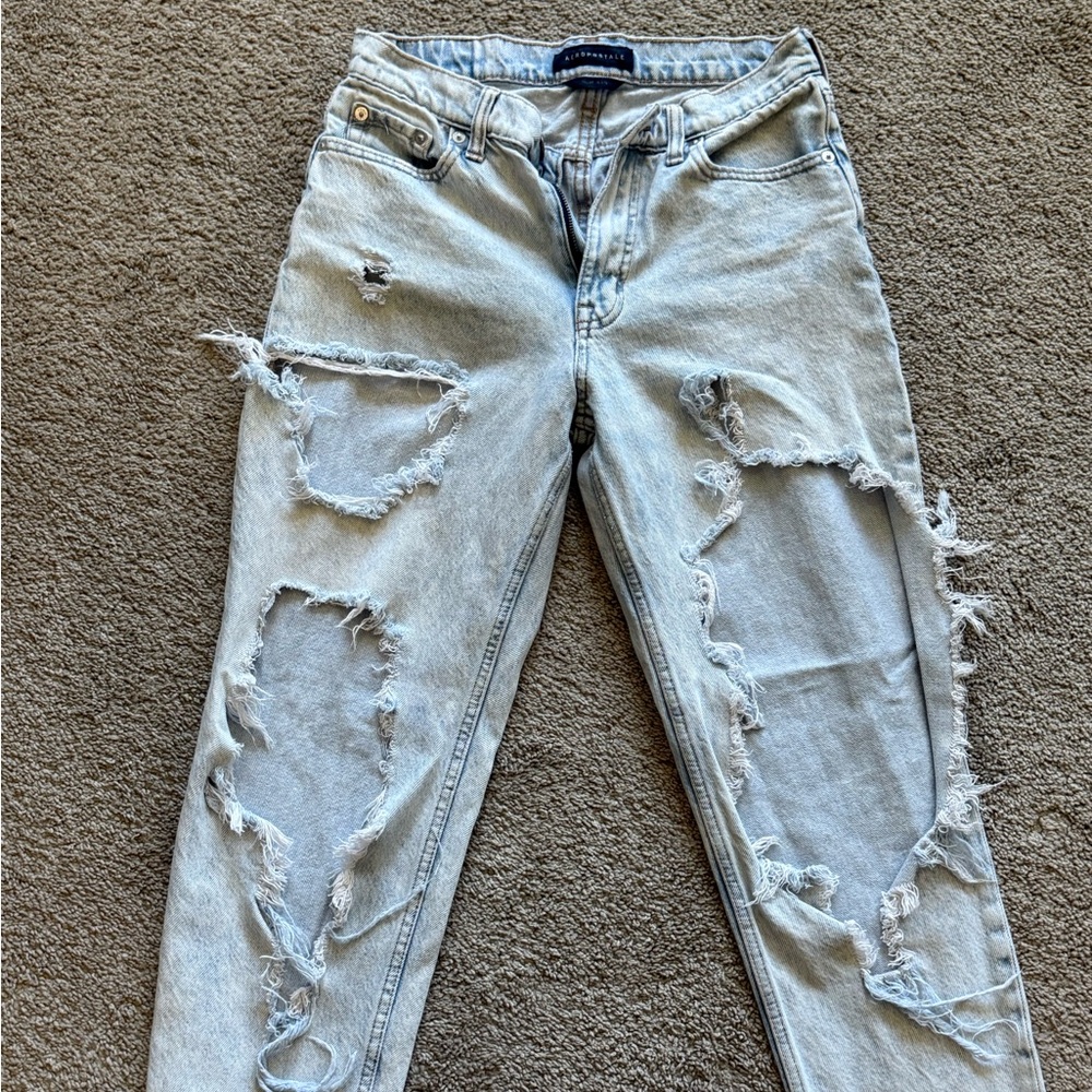 Aeropostale Sky Blue Denim Mom Jeans